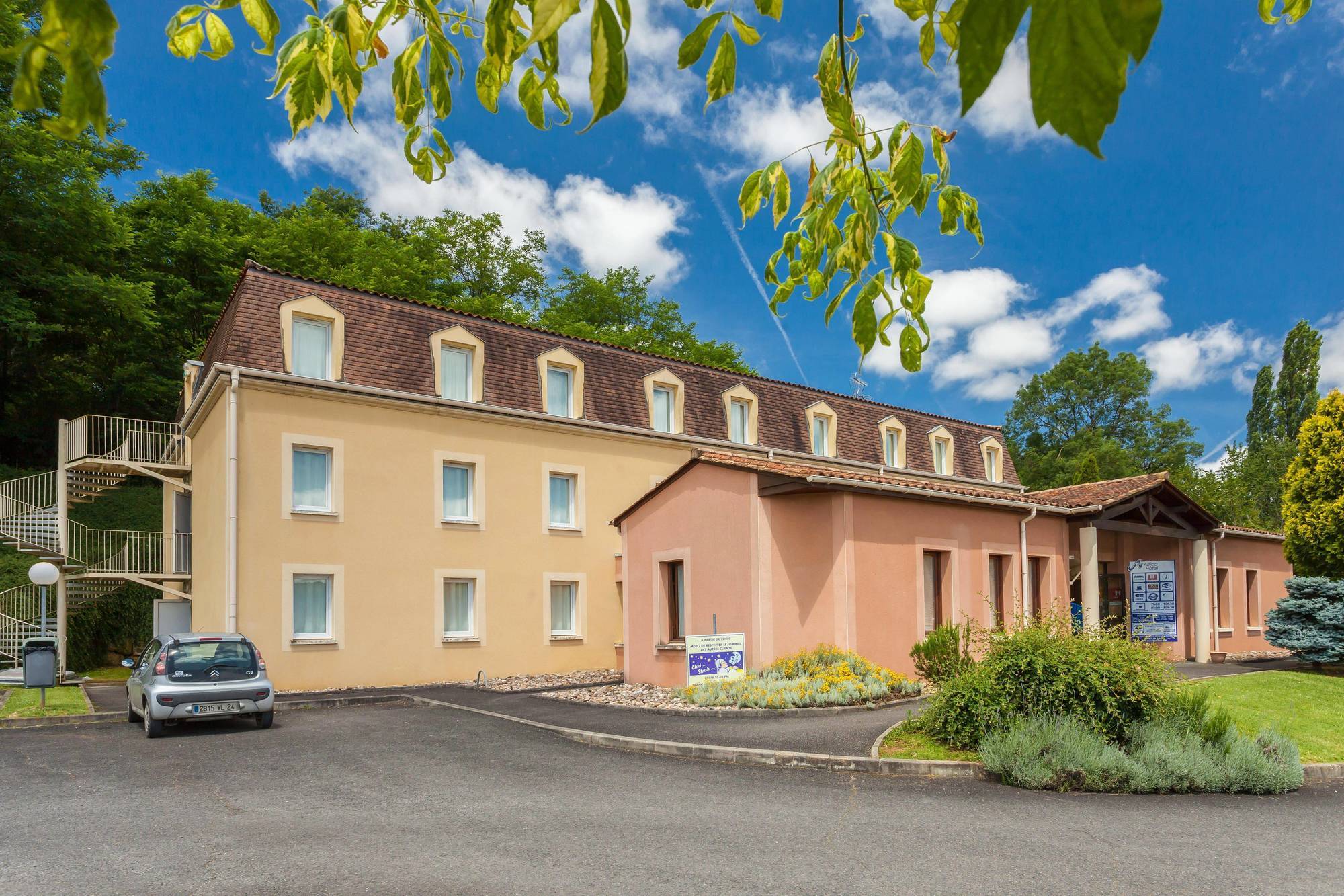 Sure Hotel By Best Western Сарла-ла-Канеда Екстер'єр фото